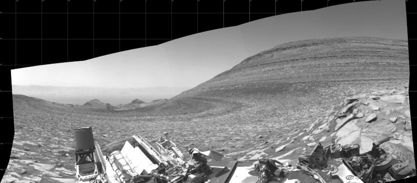 Curiosity Looks Back Down the Slope