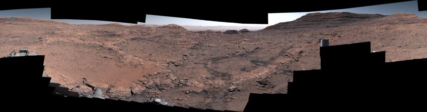 Curiosity's First 360-Degree View of Boxwork Patterns